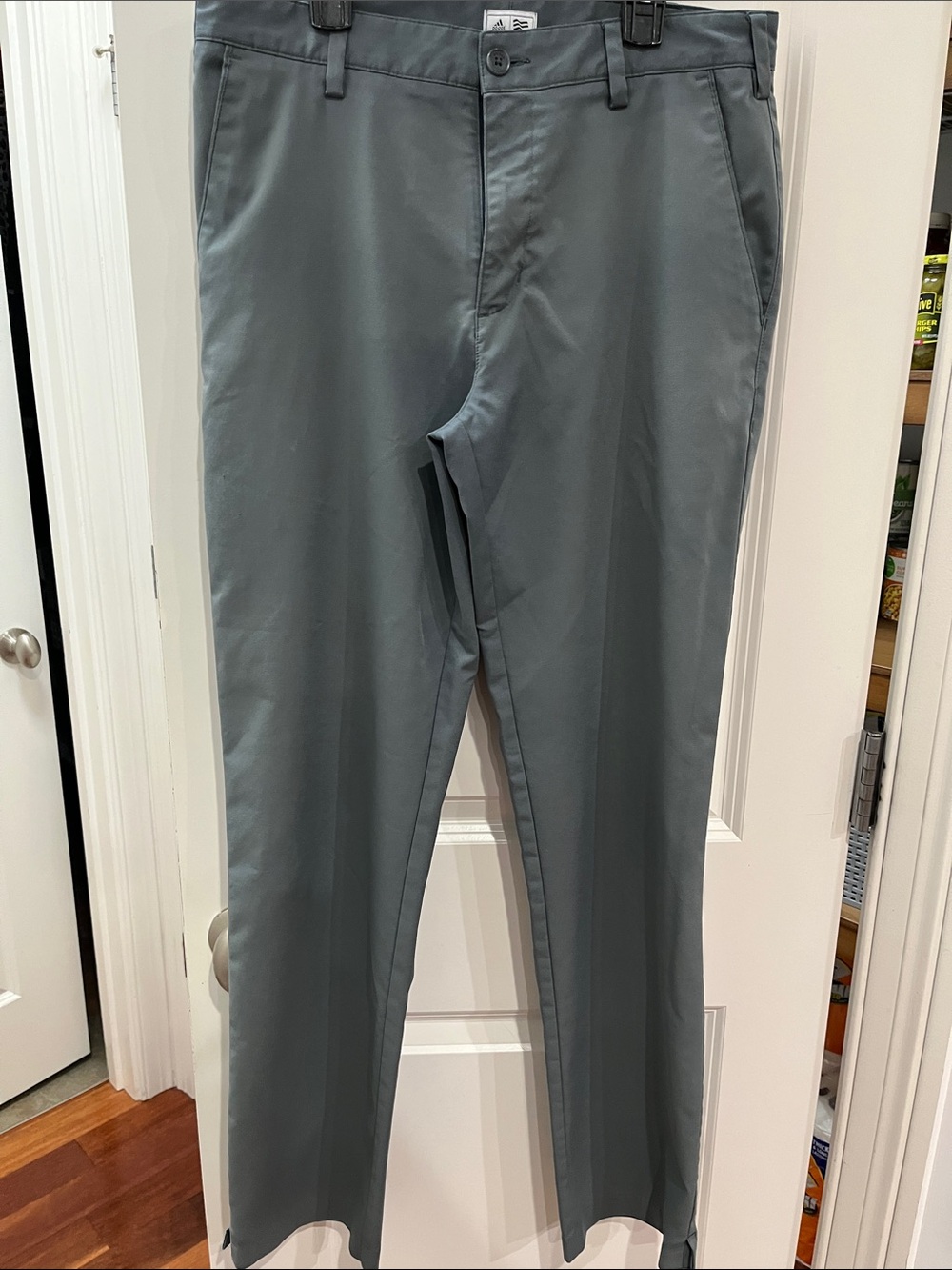 Adidas Men's chino pants in Slate Gray 30x30